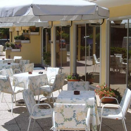 Hotel Montecarlo Nord Rimini Eksteriør bilde