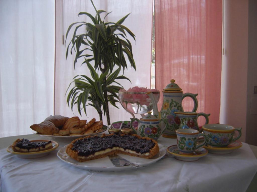 Hotel Montecarlo Nord Rimini Eksteriør bilde